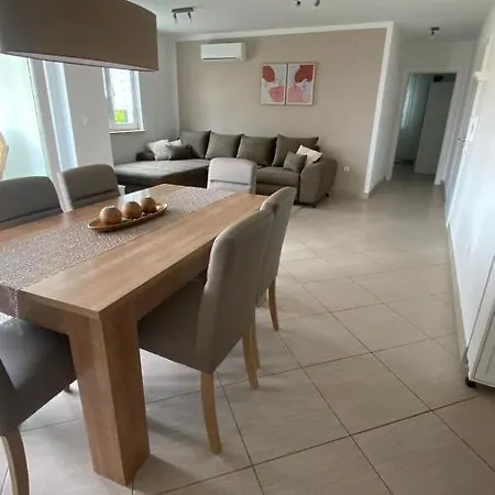 شقة Luca Island Krk /